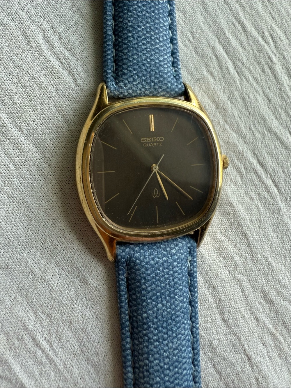 Rare Vintage 1980s Seiko SQ Cushion Case 31mm 5931-5320 Quartz Watch